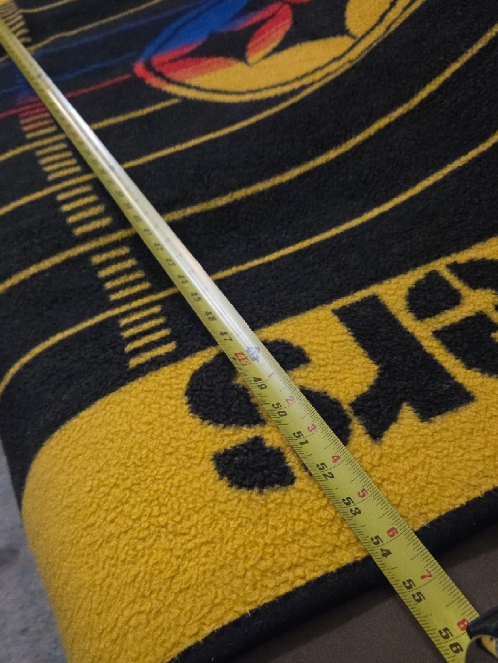 Pittsburgh Steelers Yellow & Black Throw Blanket ❤️ - Picture 5 of 7
